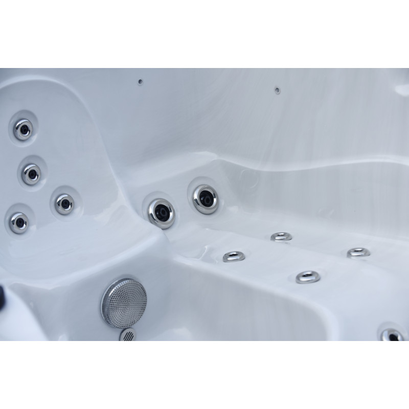 Spa Ornella - 5 places.