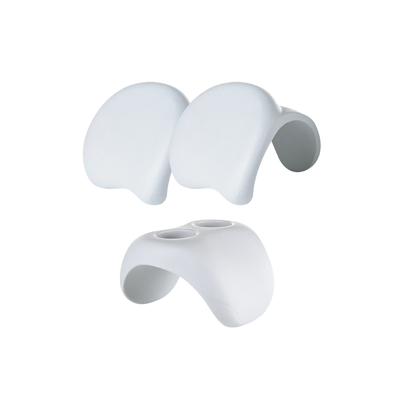 Lot de deux appuie-tête et porte gobelet pour spa de coloris blanc.