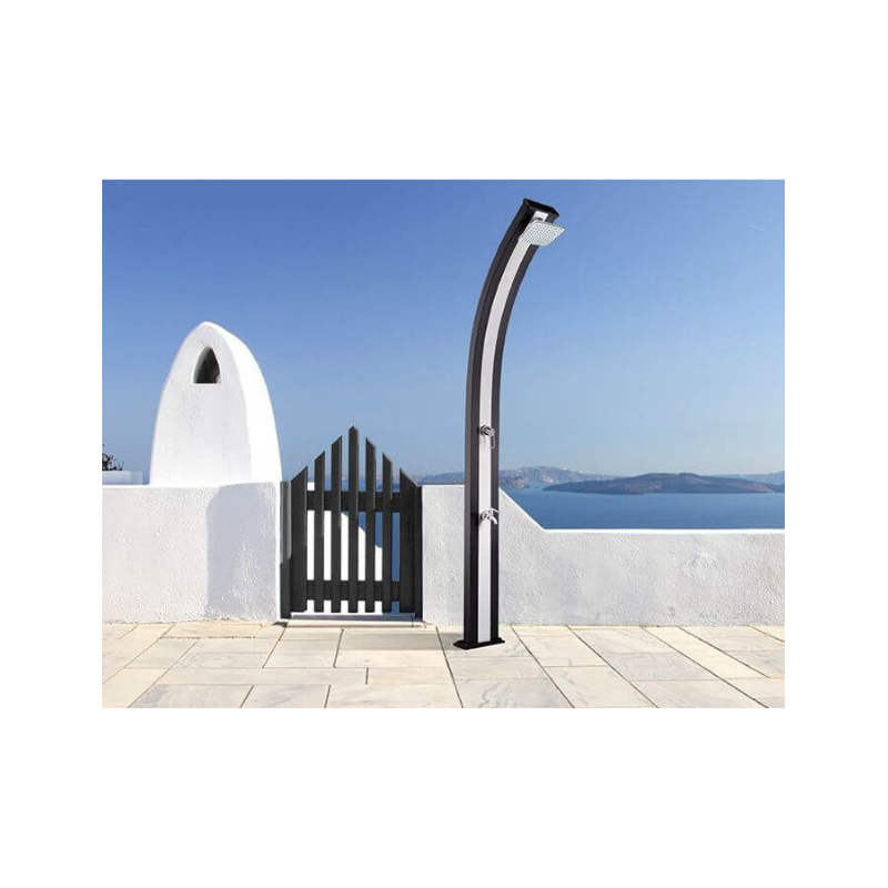 Douche solaire spring.